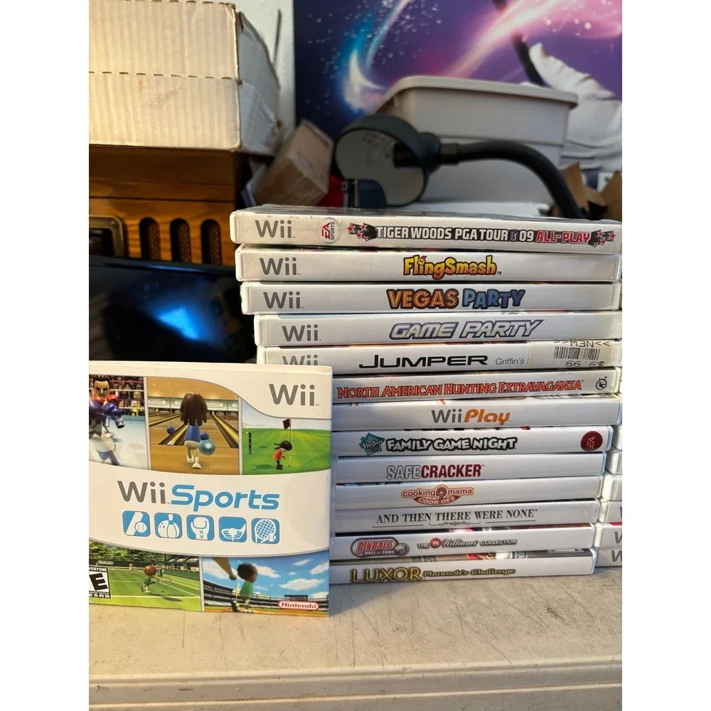 HUGE Nintendo Wii Bundle with Games and Accessories Wii sports smash 27 games